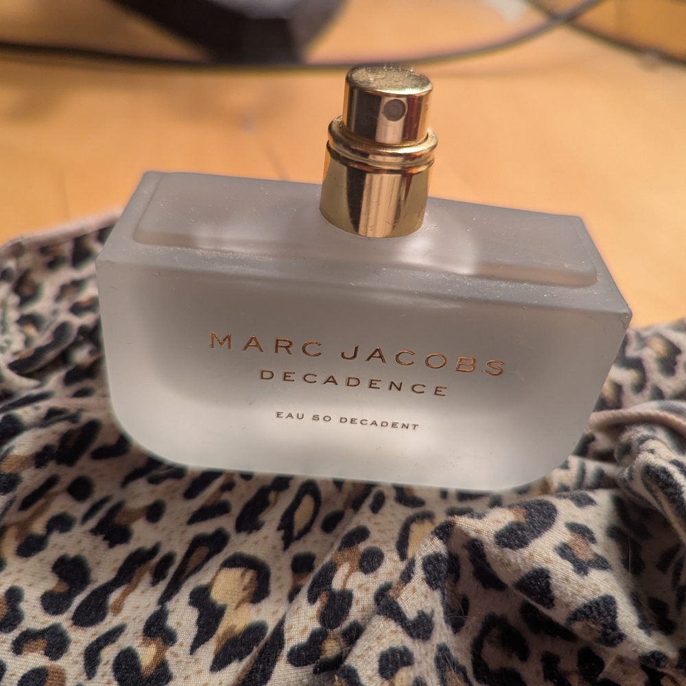 Marc Jacobs Decadence Eau So Decadent Perfume